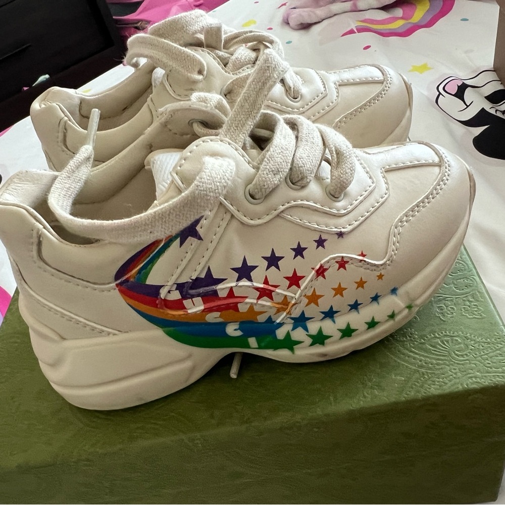 Authentic Toddler Gucci Shoes (Gently Worn)